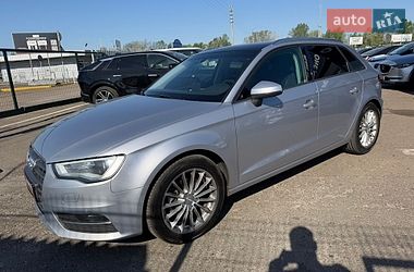 Хетчбек Audi A3 2016 в Києві