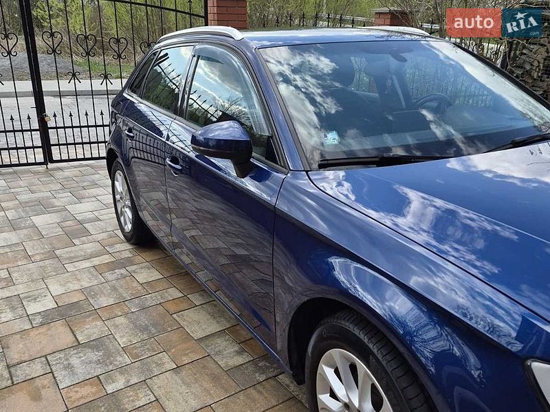Седан Audi A3 2014 в Львове
