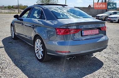 Седан Audi A3 2015 в Ровно