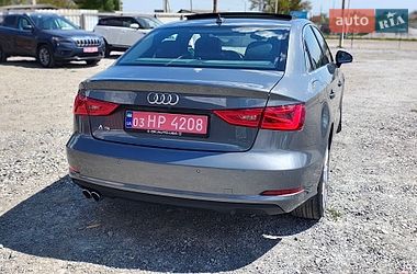 Седан Audi A3 2015 в Ровно