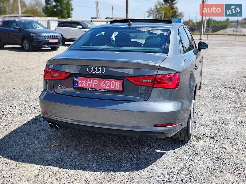 Седан Audi A3 2015 в Ровно