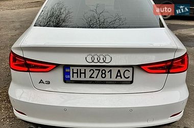 Седан Audi A3 2015 в Одессе