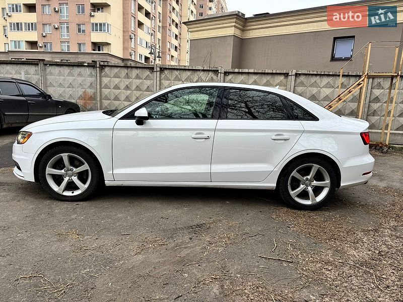 Седан Audi A3 2015 в Одессе