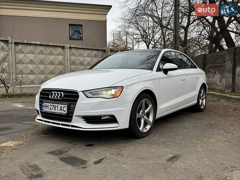 Седан Audi A3 2015 в Одессе