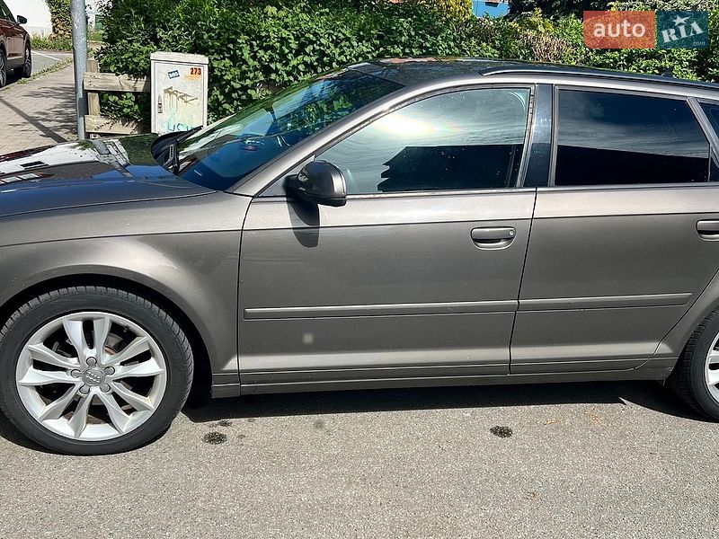 Хетчбек Audi A3 2011 в Луцьку