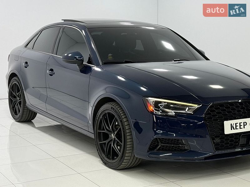 Седан Audi A3 2016 в Одессе