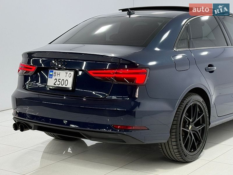 Седан Audi A3 2016 в Одессе