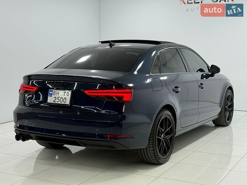Седан Audi A3 2016 в Одессе