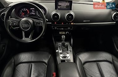 Седан Audi A3 2016 в Одессе