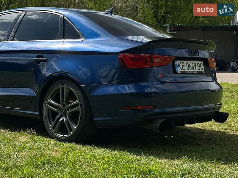 Седан Audi A3 2014 в Кривому Розі