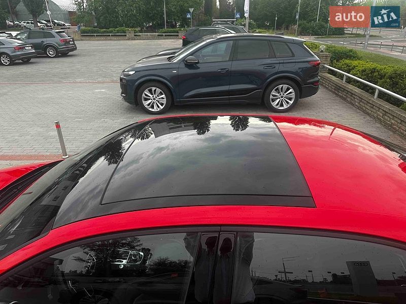 Седан Audi A3 2016 в Киеве