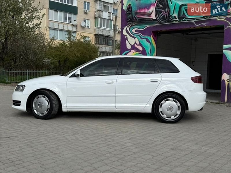 Хетчбек Audi A3 2012 в Кам'янець-Подільському