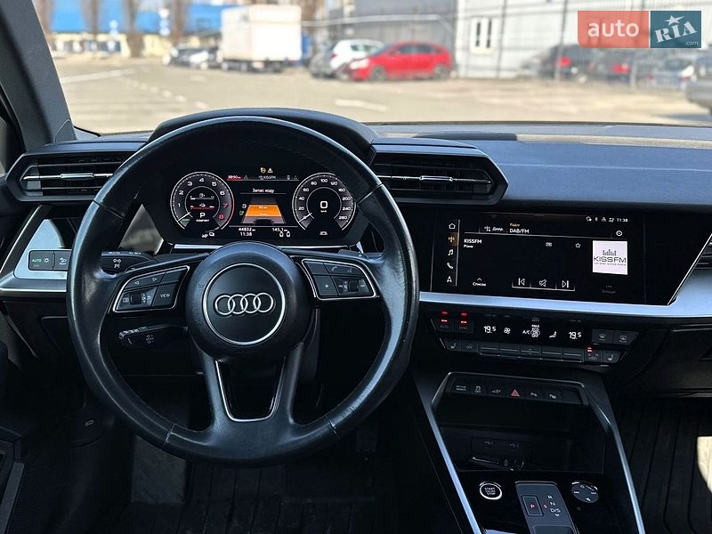 Хэтчбек Audi A3 2021 в Киеве