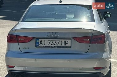 Седан Audi A3 2015 в Киеве