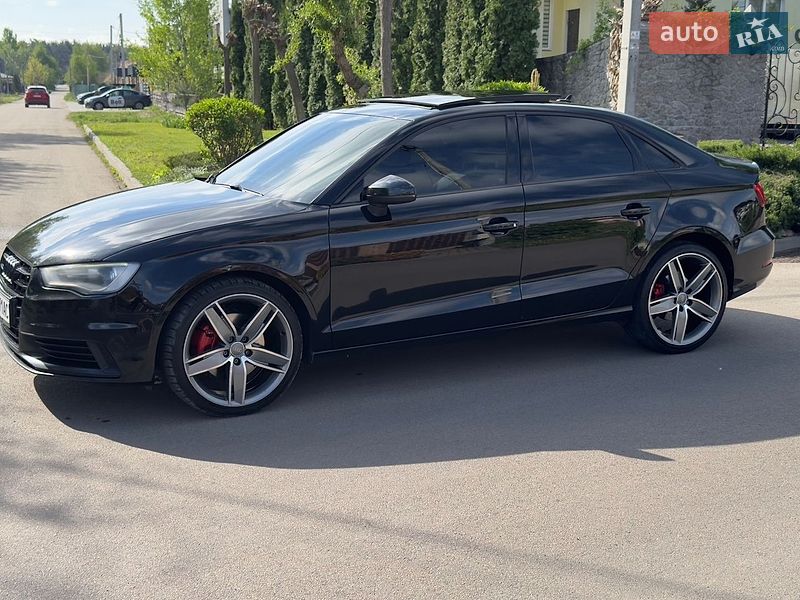 Седан Audi A3 2016 в Киеве