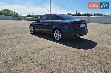 Седан Audi A3 2017 в Киеве