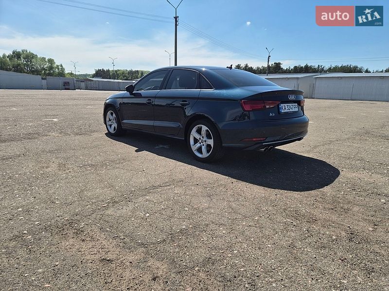 Седан Audi A3 2017 в Киеве