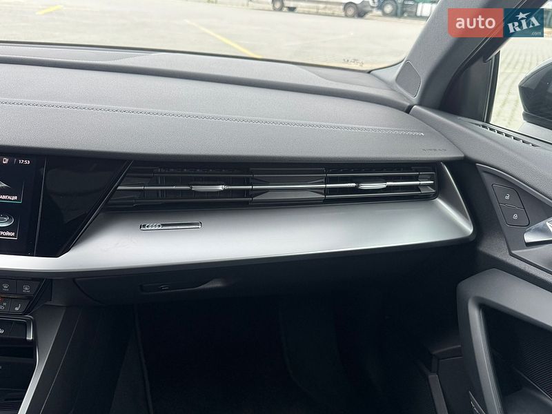 Седан Audi A3 2022 в Чернівцях