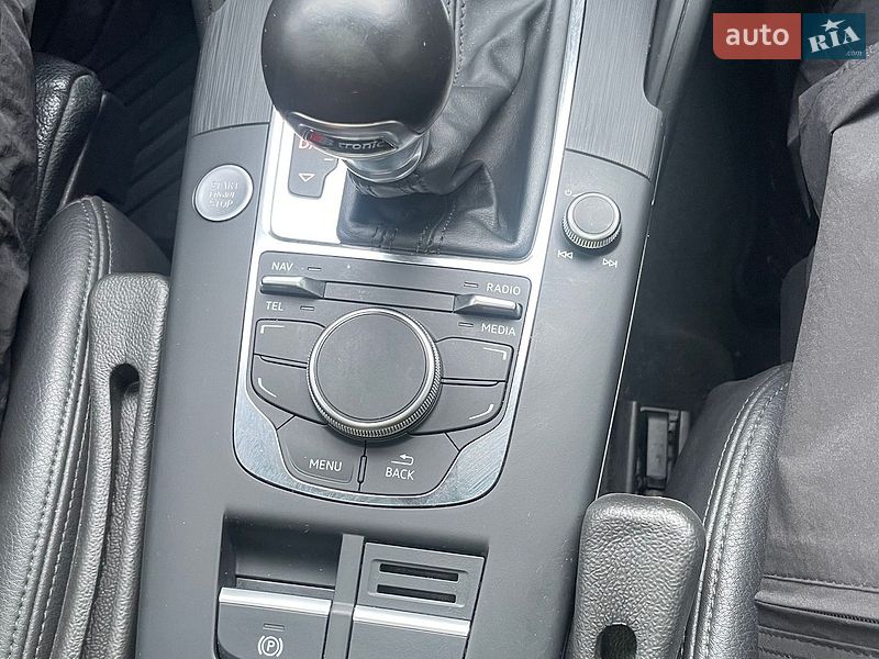 Седан Audi A3 2014 в Киеве