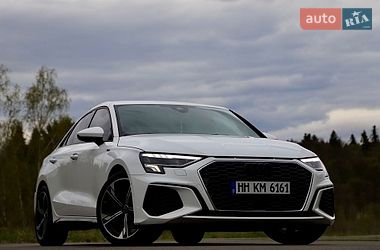 Седан Audi A3 2021 в Трускавці