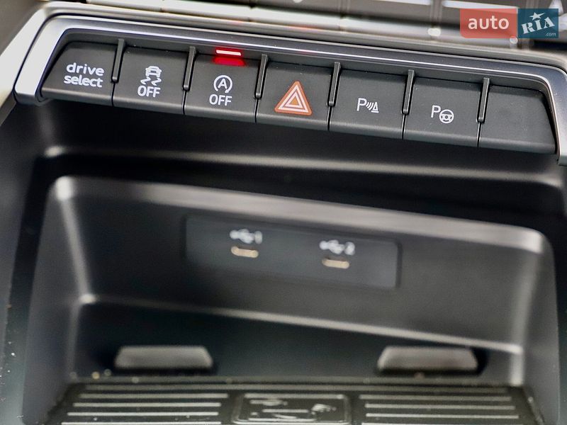 Седан Audi A3 2021 в Трускавці