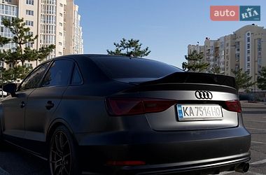 Седан Audi A3 2015 в Николаеве