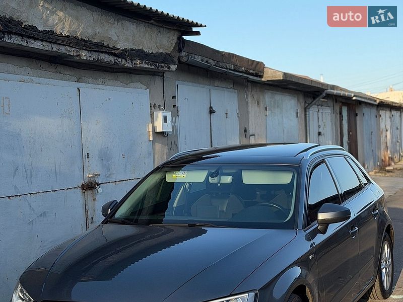 Хетчбек Audi A3 2016 в Одесі
