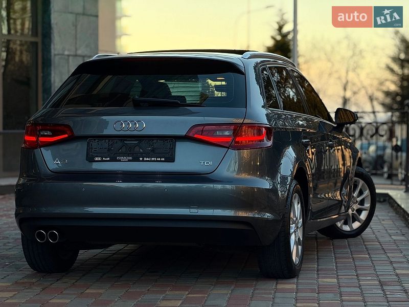 Хетчбек Audi A3 2016 в Одесі