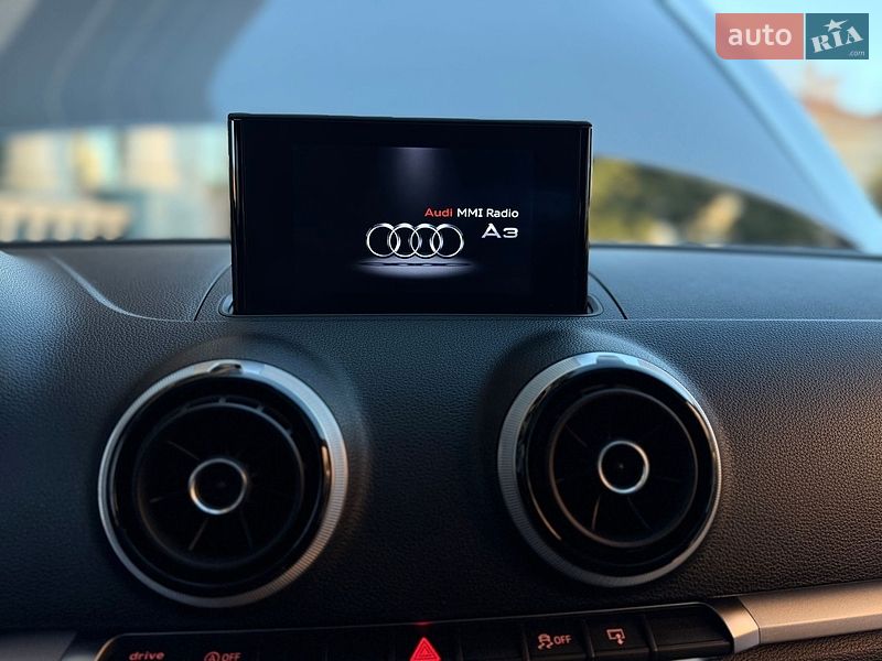 Хетчбек Audi A3 2016 в Одесі