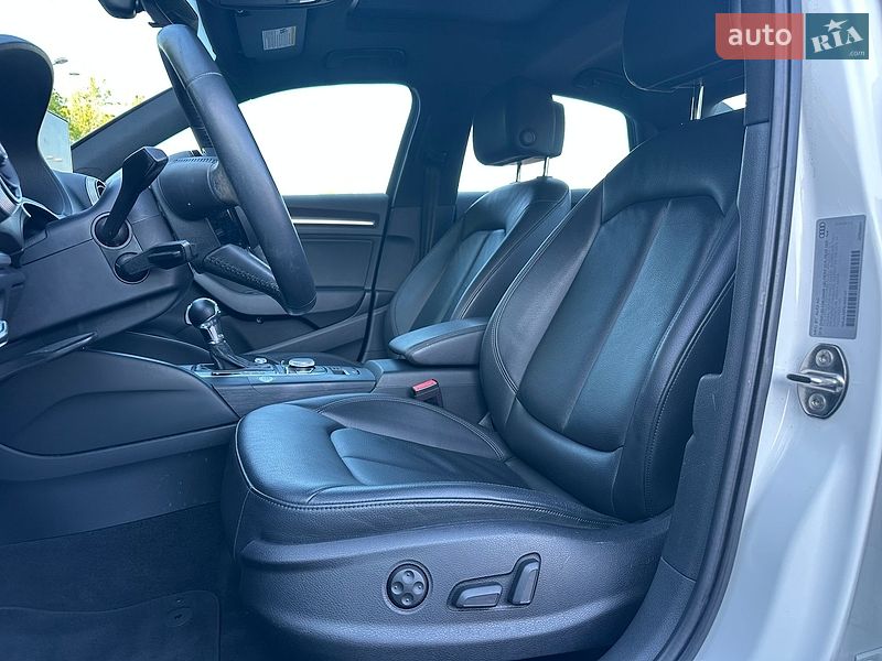 Седан Audi A3 2019 в Днепре