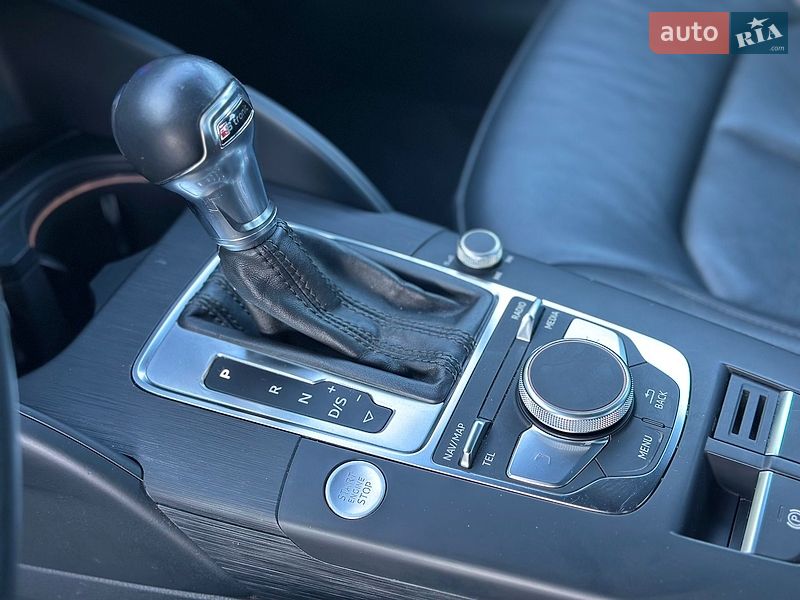 Седан Audi A3 2019 в Днепре