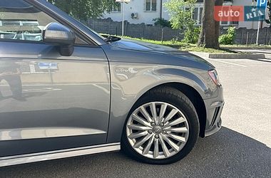 Хетчбек Audi A3 2015 в Львові