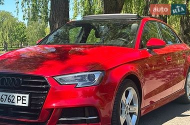 Седан Audi A3 2016 в Ровно