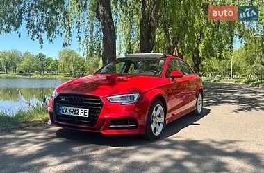 Седан Audi A3 2016 в Ровно