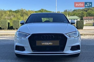 Седан Audi A3 2019 в Днепре