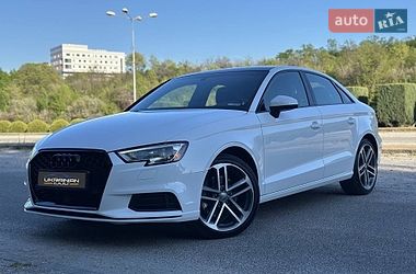 Седан Audi A3 2019 в Днепре