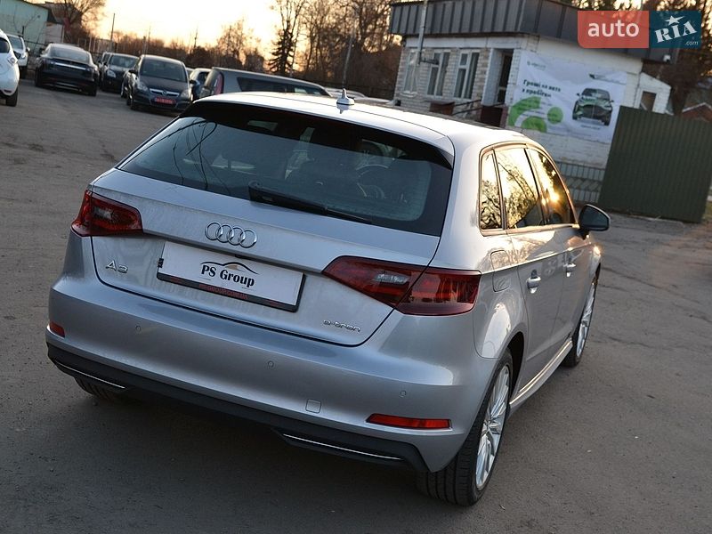 Хетчбек Audi A3 2016 в Луцьку