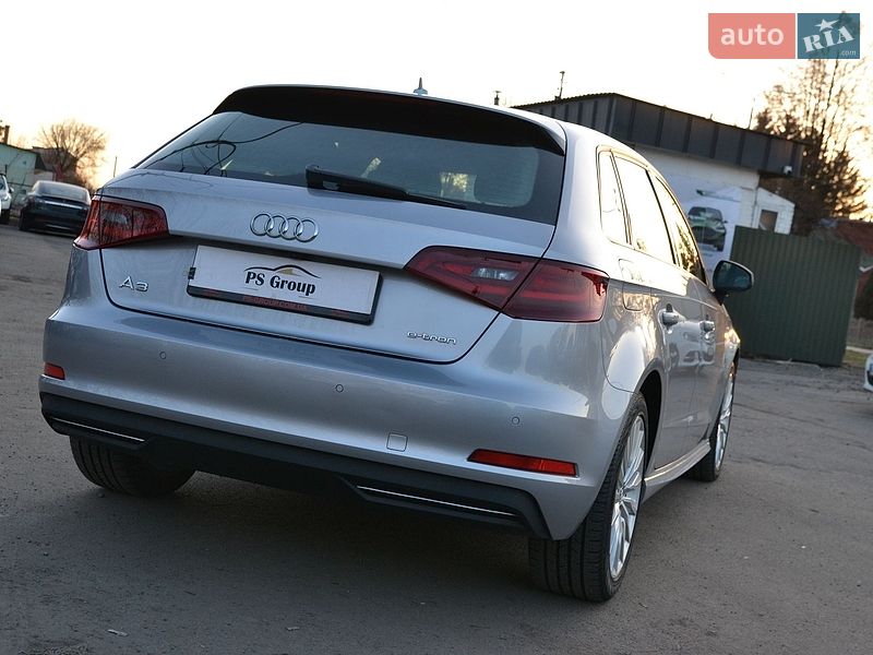 Хетчбек Audi A3 2016 в Луцьку