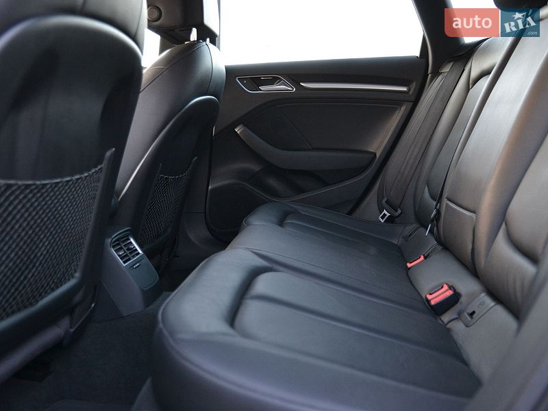Хетчбек Audi A3 2016 в Луцьку