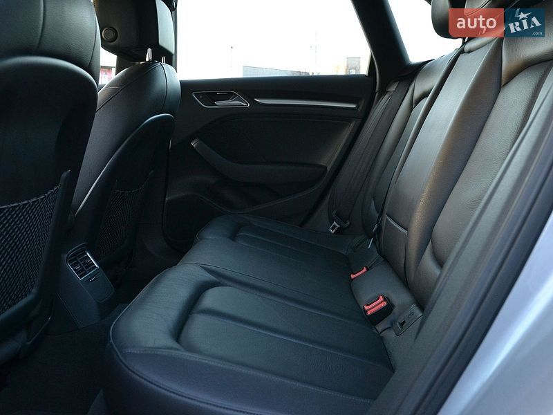 Хетчбек Audi A3 2016 в Луцьку