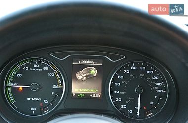 Хетчбек Audi A3 2016 в Луцьку