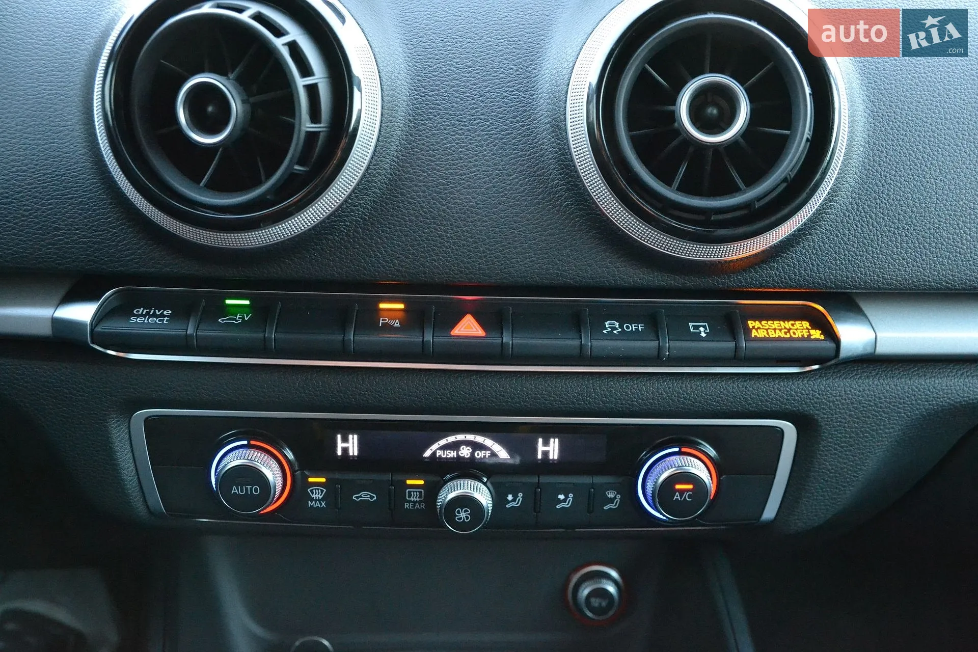 2016 Audi A3 - мініатюра 25