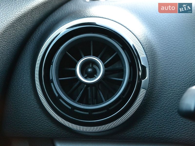 Хетчбек Audi A3 2016 в Луцьку