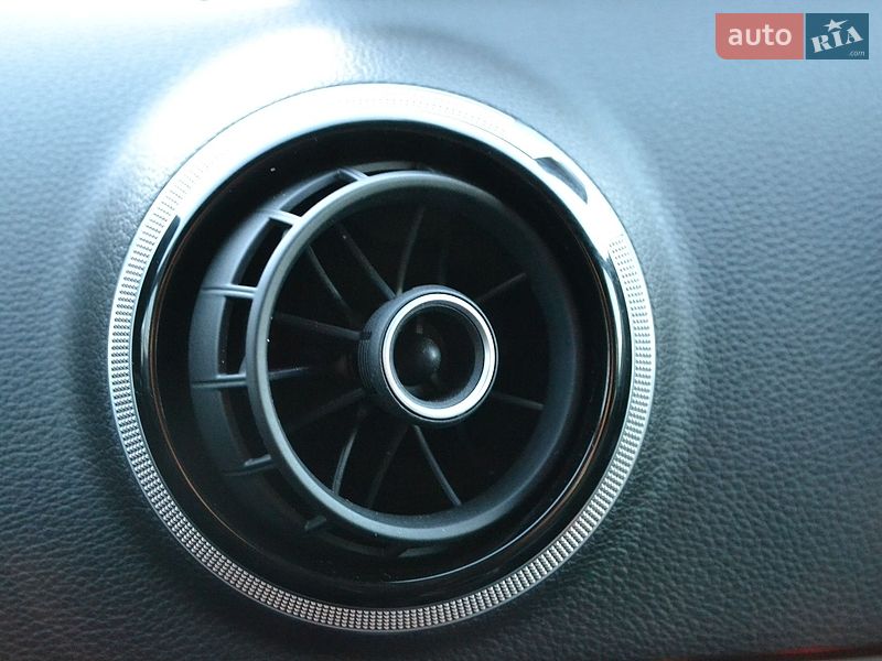 Хетчбек Audi A3 2016 в Луцьку