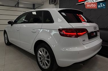 Хэтчбек Audi A3 2015 в Тернополе