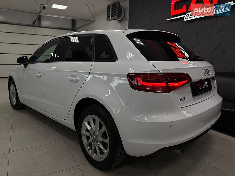 Хэтчбек Audi A3 2015 в Тернополе