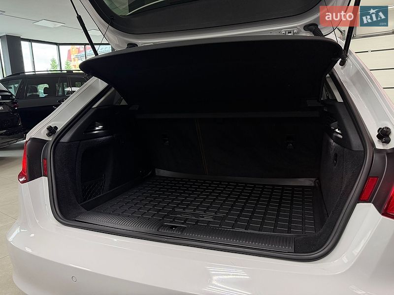 Хэтчбек Audi A3 2015 в Тернополе