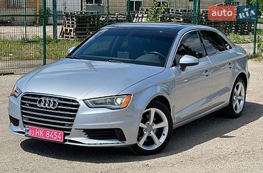 Седан Audi A3 2015 в Киеве