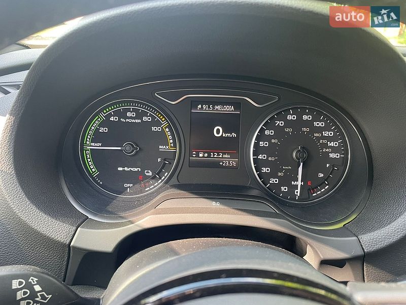 Хетчбек Audi A3 2016 в Львові