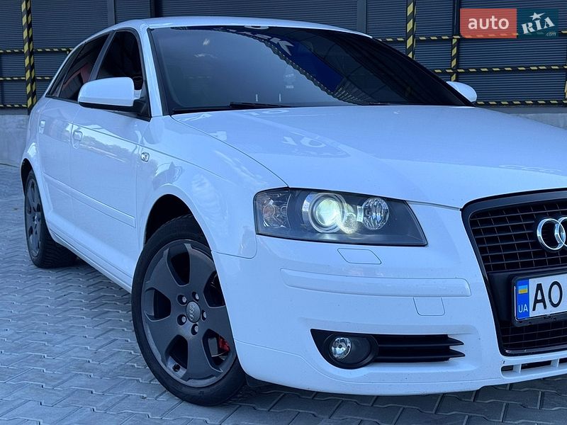 Хетчбек Audi A3 2009 в Мукачевому